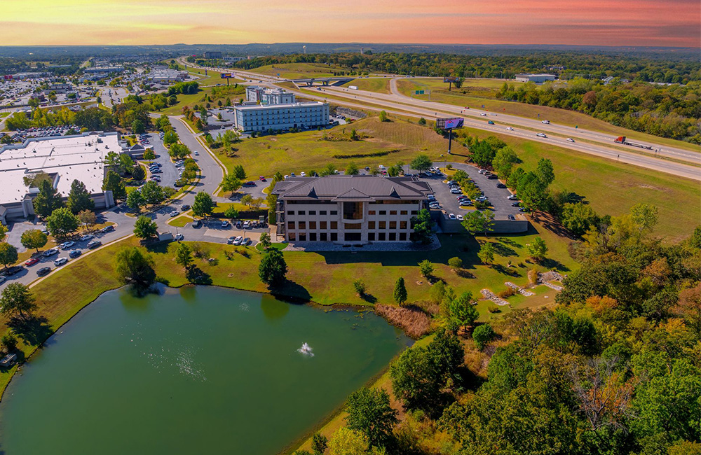Olympia Professional Building - aerial view